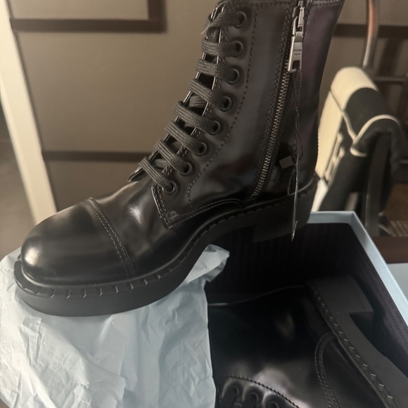 PRADA SPAZZOLATO LEATHER COMBAT BOOTS IN BLACK - Picture 9 of 11